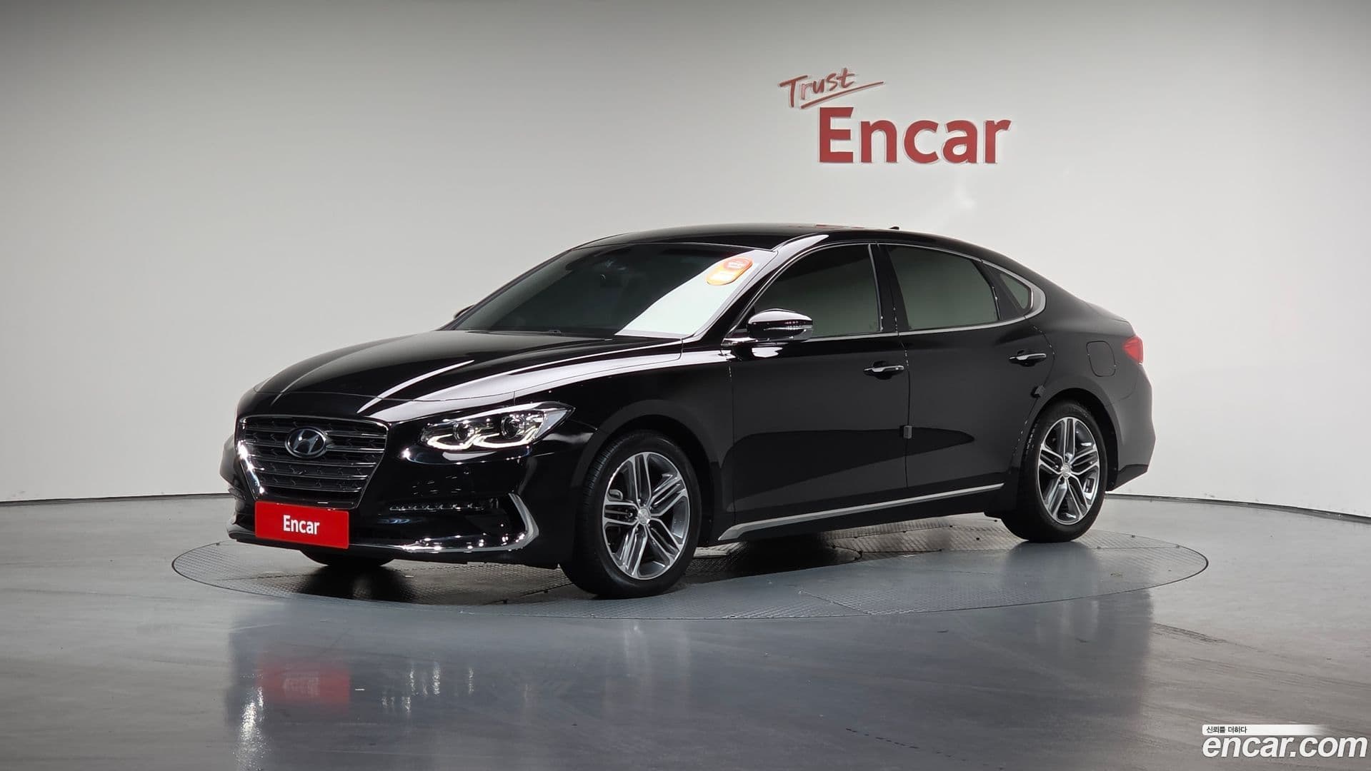 Main__Slider__Photo:Grandeur Hyundai 2019.2-0