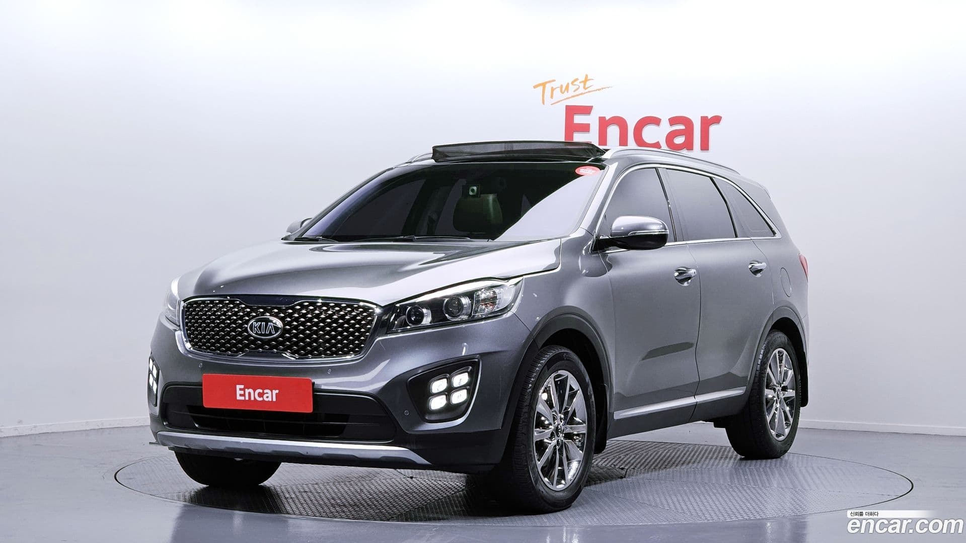 Main__Slider__Photo:Sorento Kia 2016.1-0