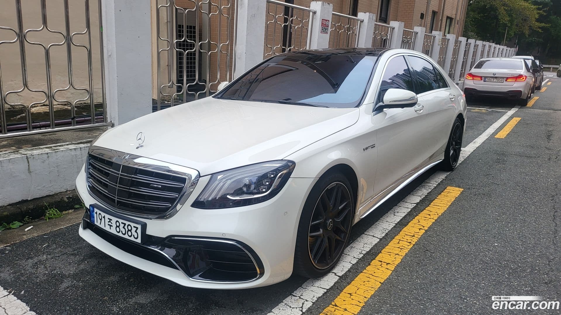 Main__Slider__Photo:S-Class Mercedes-Benz 2018.9-0
