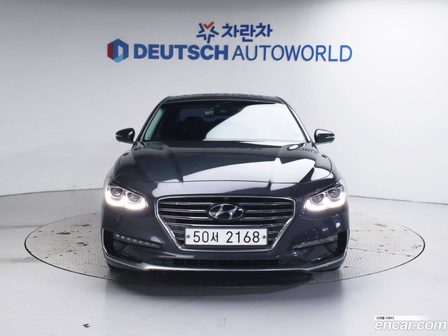 Main__Slider__Photo:Grandeur Hyundai 2017.6-0