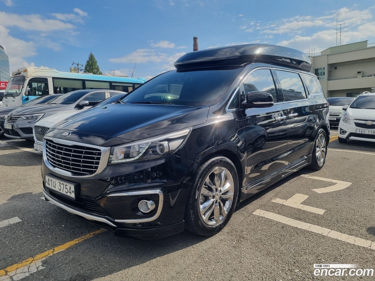 Main__Slider__Photo:Canival Kia 2018.1-0