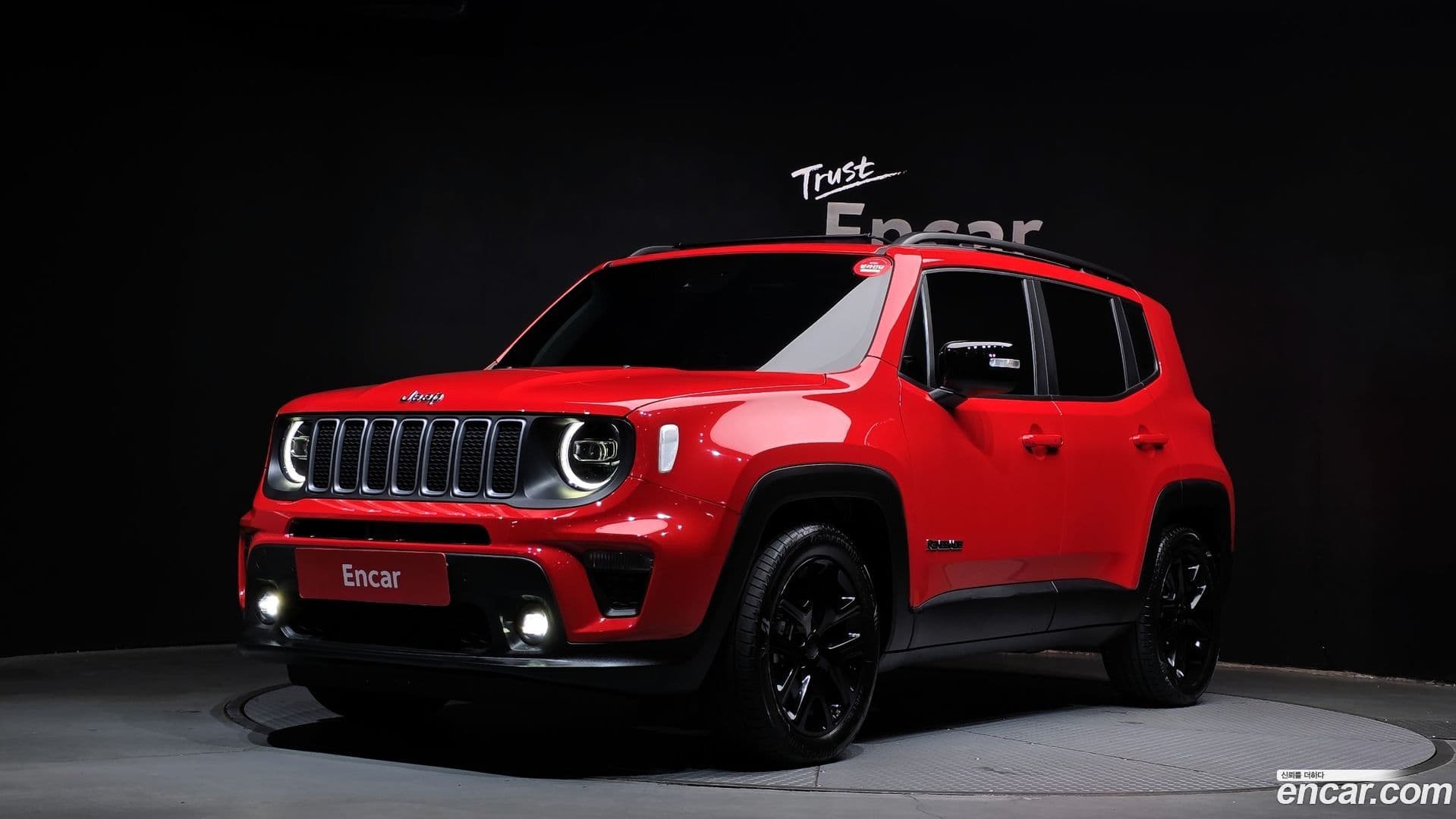 Main__Slider__Photo:Renegade Jeep 2023.11-0