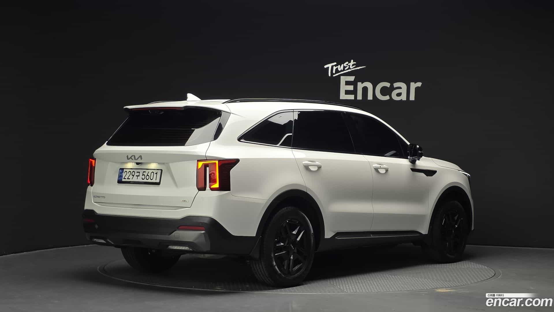 Sorento Kia 2023.8-OUTER-002