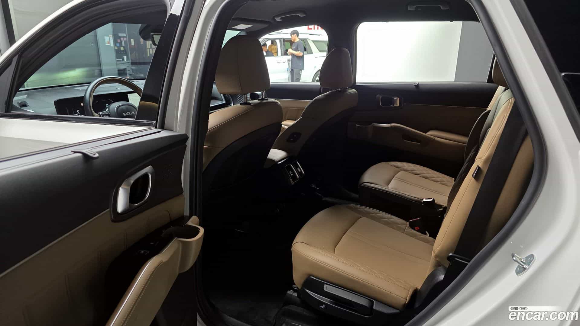 Sorento Kia 2023.8-OPTION-015