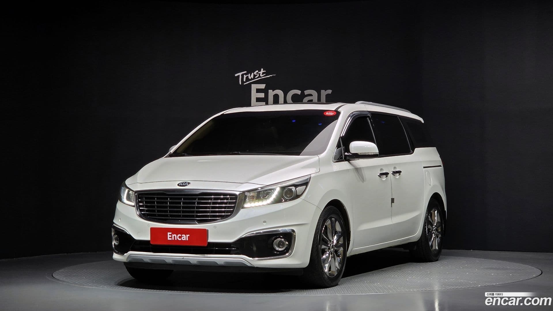 Main__Slider__Photo:Canival Kia 2017.0-0
