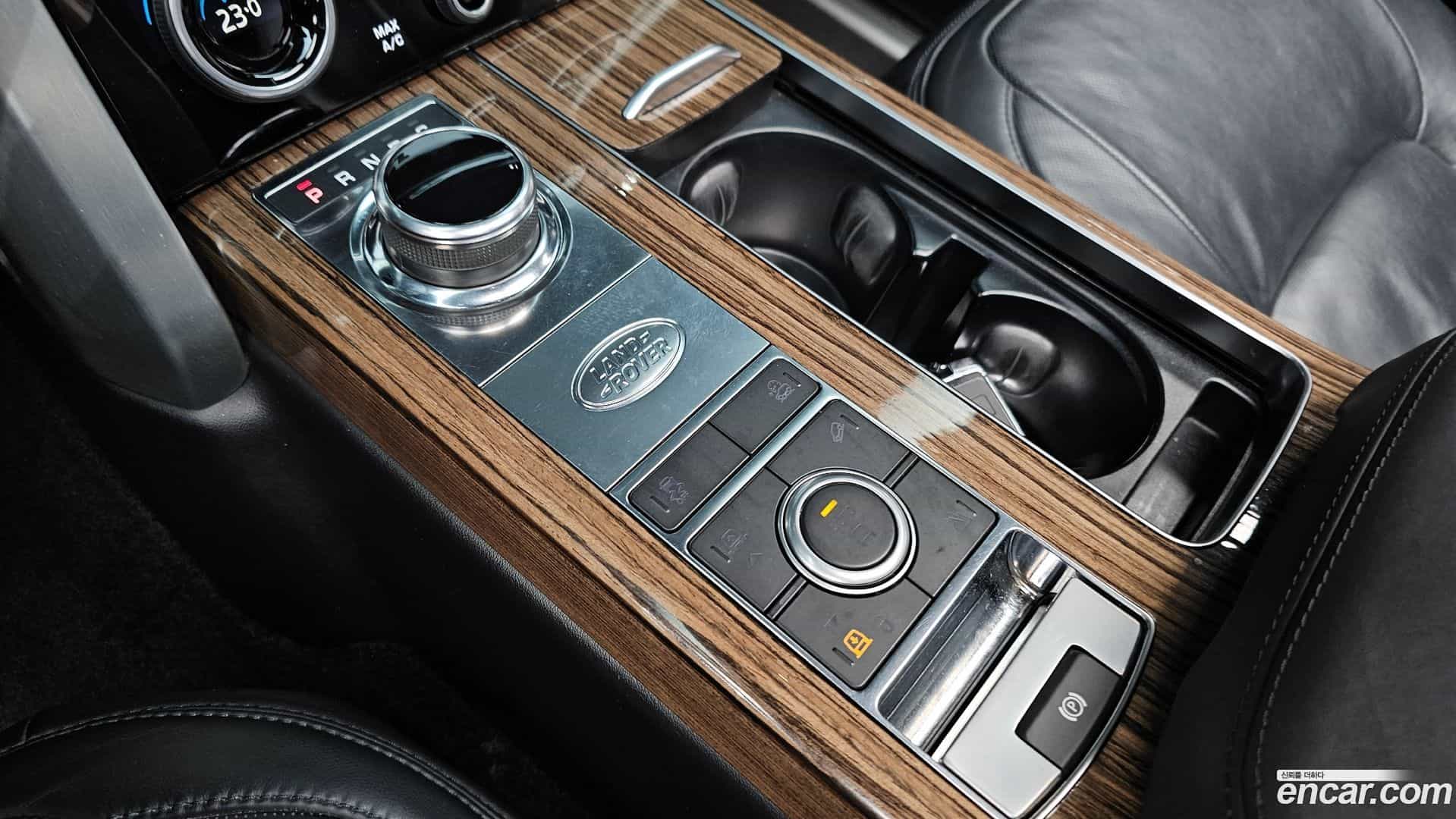 Range Rover Land Rover 2018.3-INNER-009