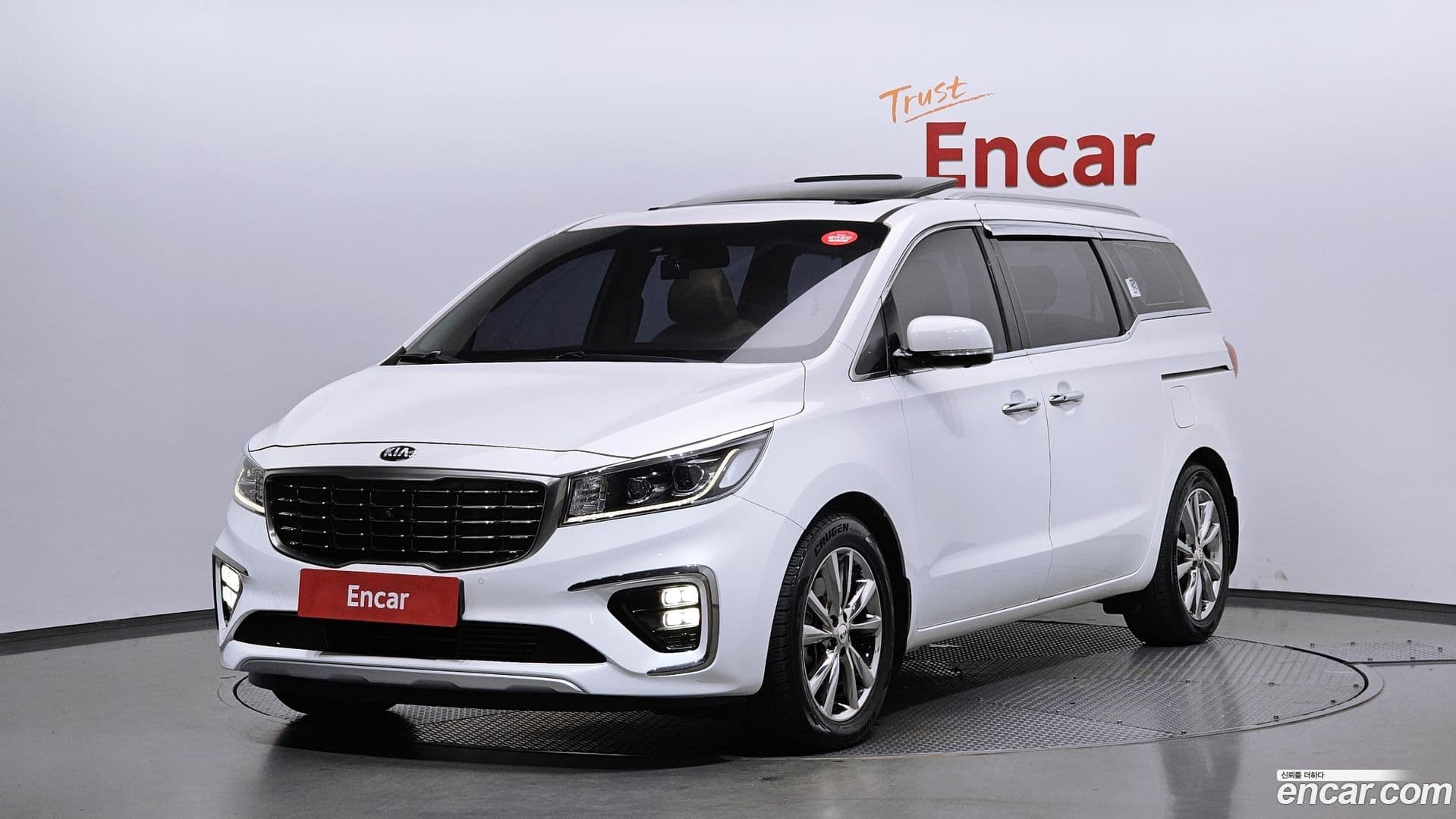 Main__Slider__Photo:Canival Kia 2018.2-0