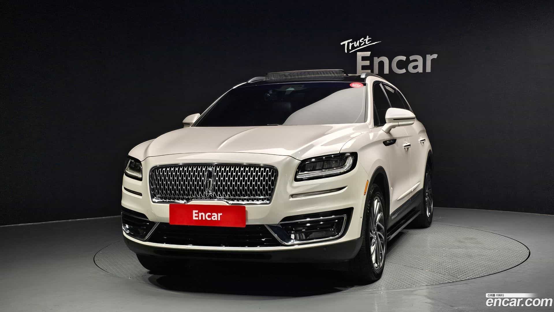Nautilus Lincoln 2019.6-OUTER-003