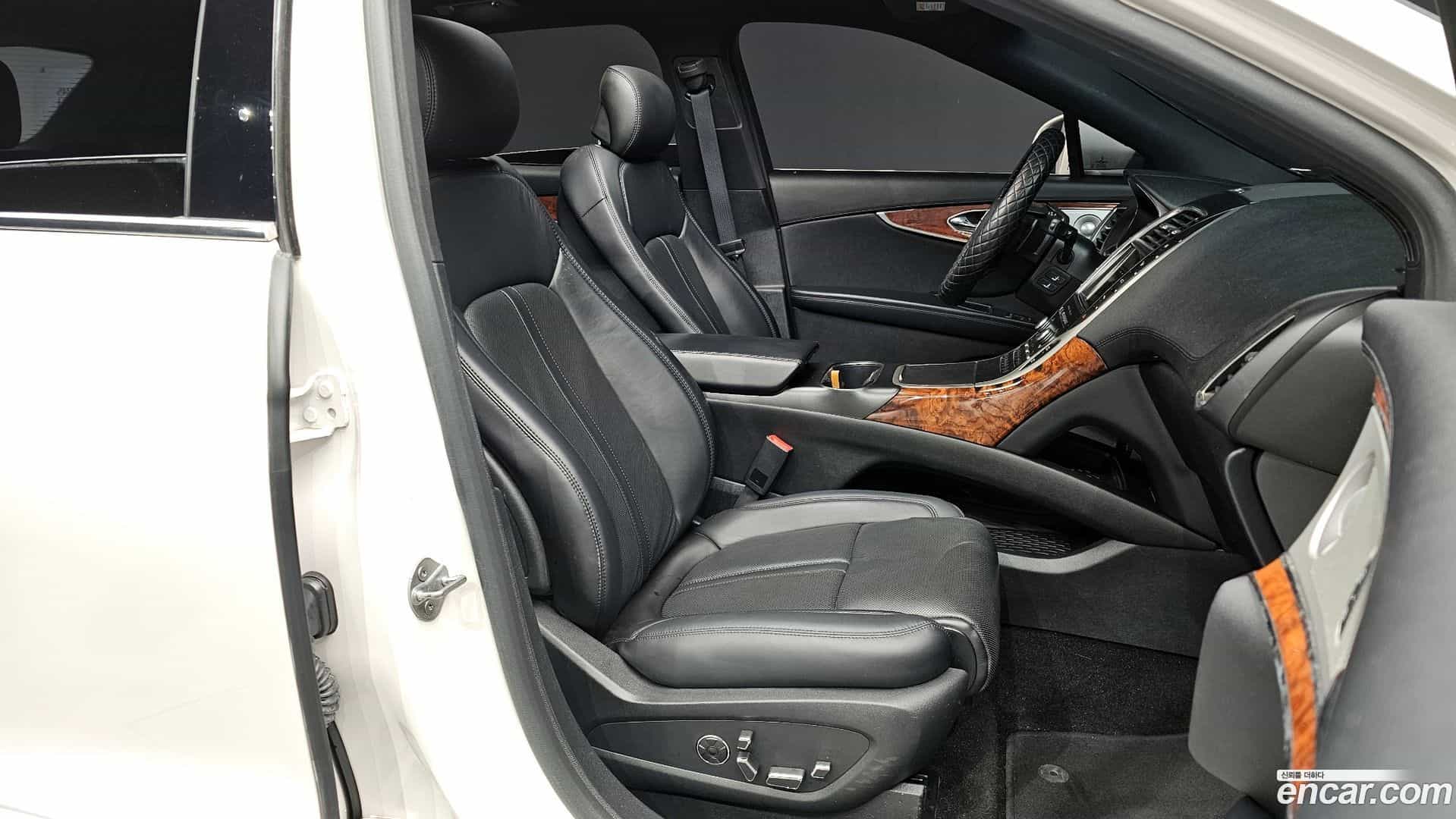 Nautilus Lincoln 2019.6-INNER-010