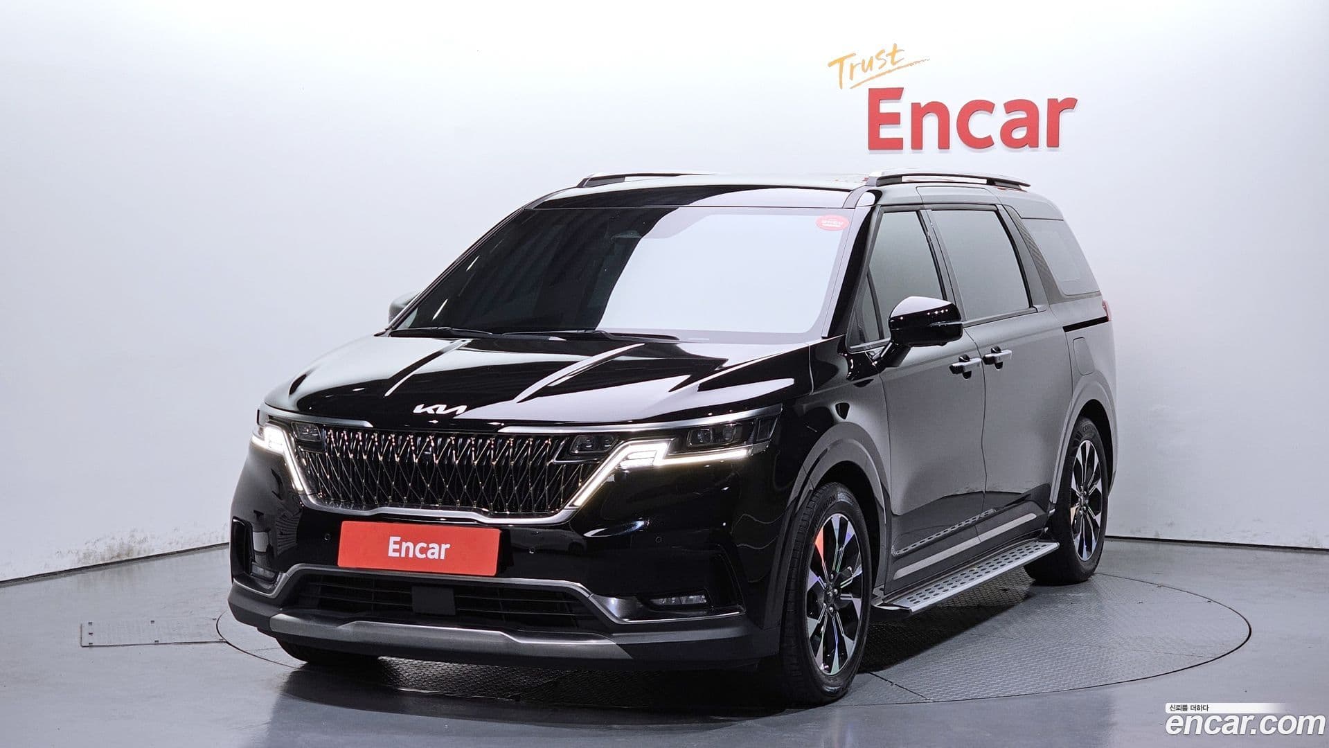Main__Slider__Photo:Canival Kia 2022.0-0