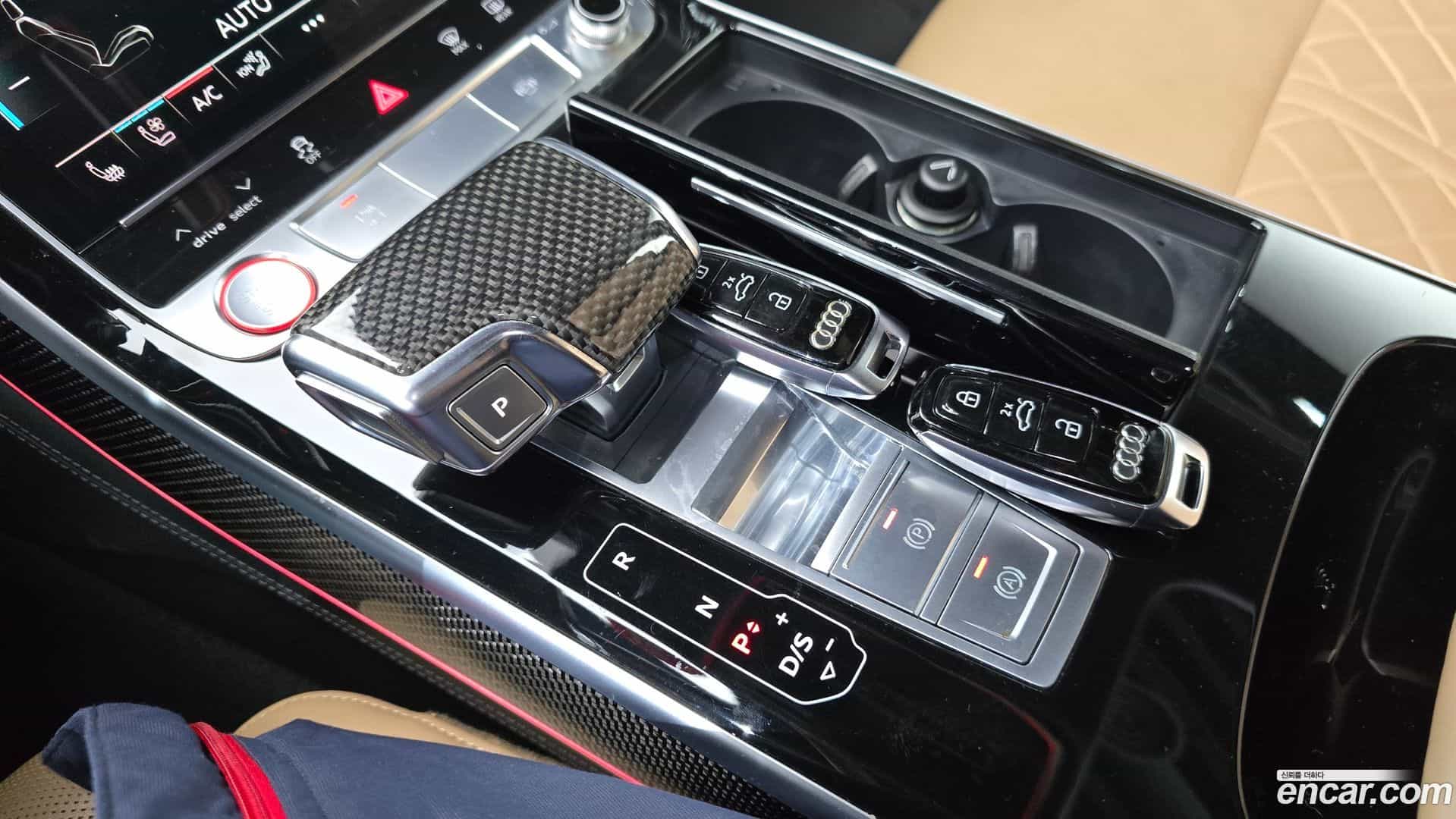 S8 Audi 2020.6-INNER-009