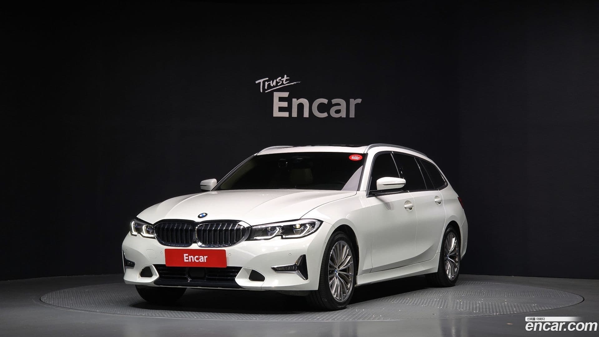 Main__Slider__Photo:3-Series BMW 2020.8-0