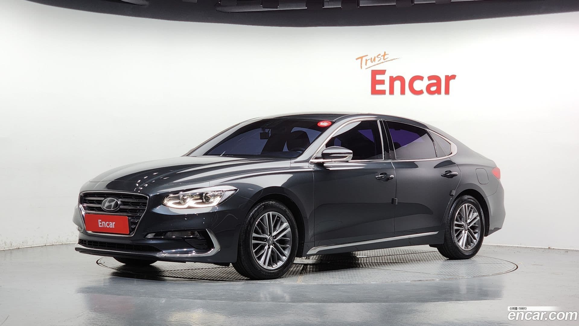 Main__Slider__Photo:Grandeur Hyundai 2017.3-0