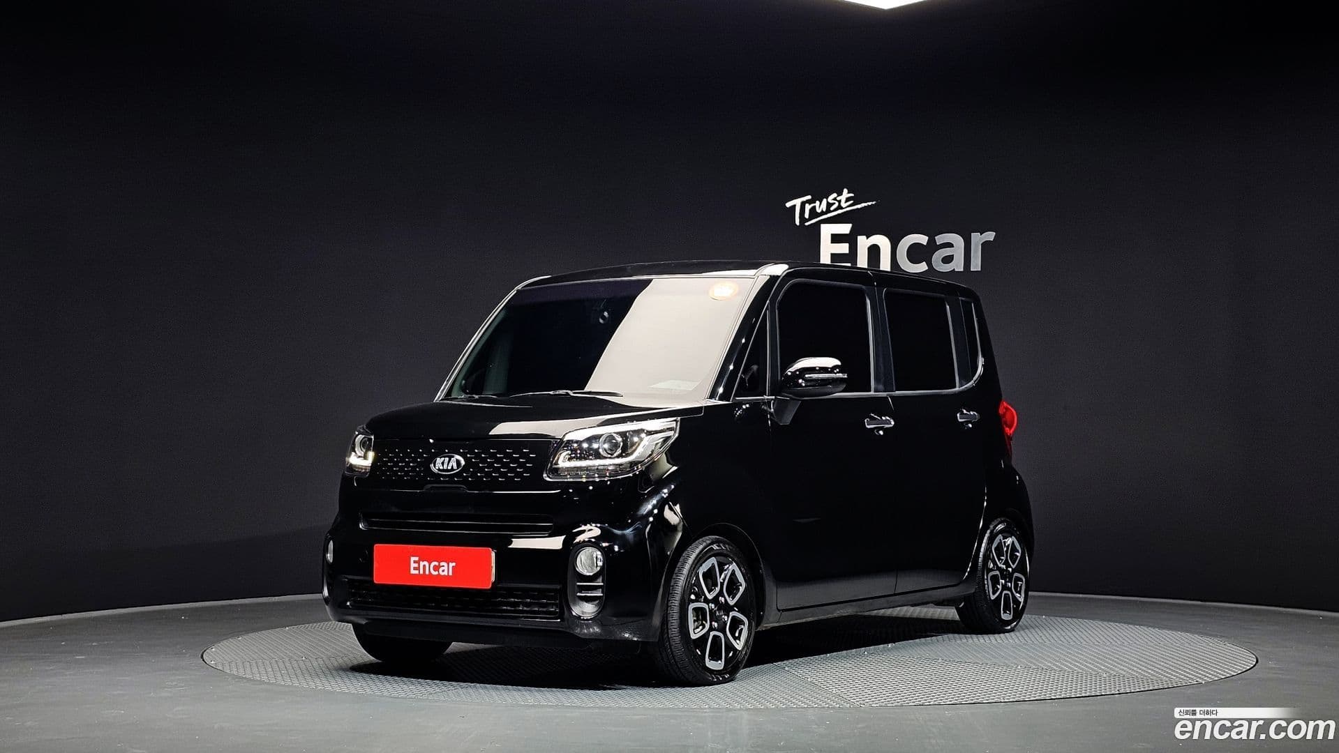 Main__Slider__Photo:RAY Kia 2019.6-0