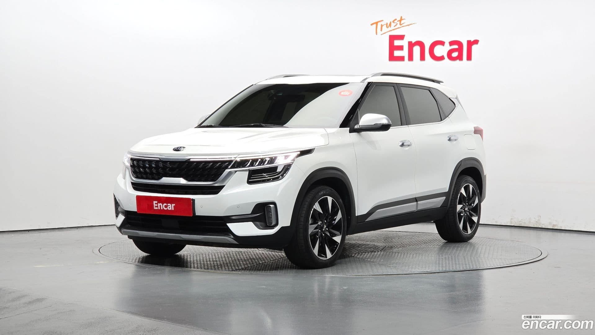 Main__Slider__Photo:Seltos Kia 2021.4-0