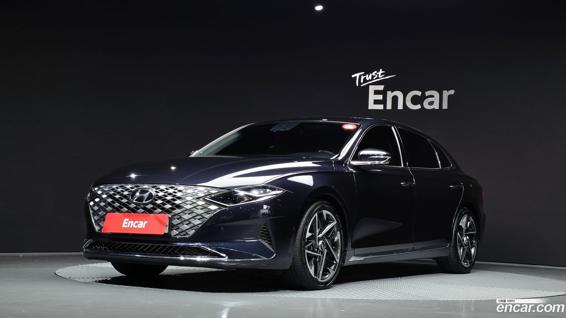 Main__Slider__Photo:Grandeur Hyundai 2020.0-0