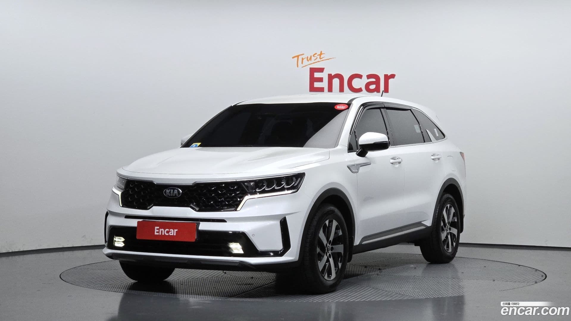 Main__Slider__Photo:Sorento Kia 2020.9-0