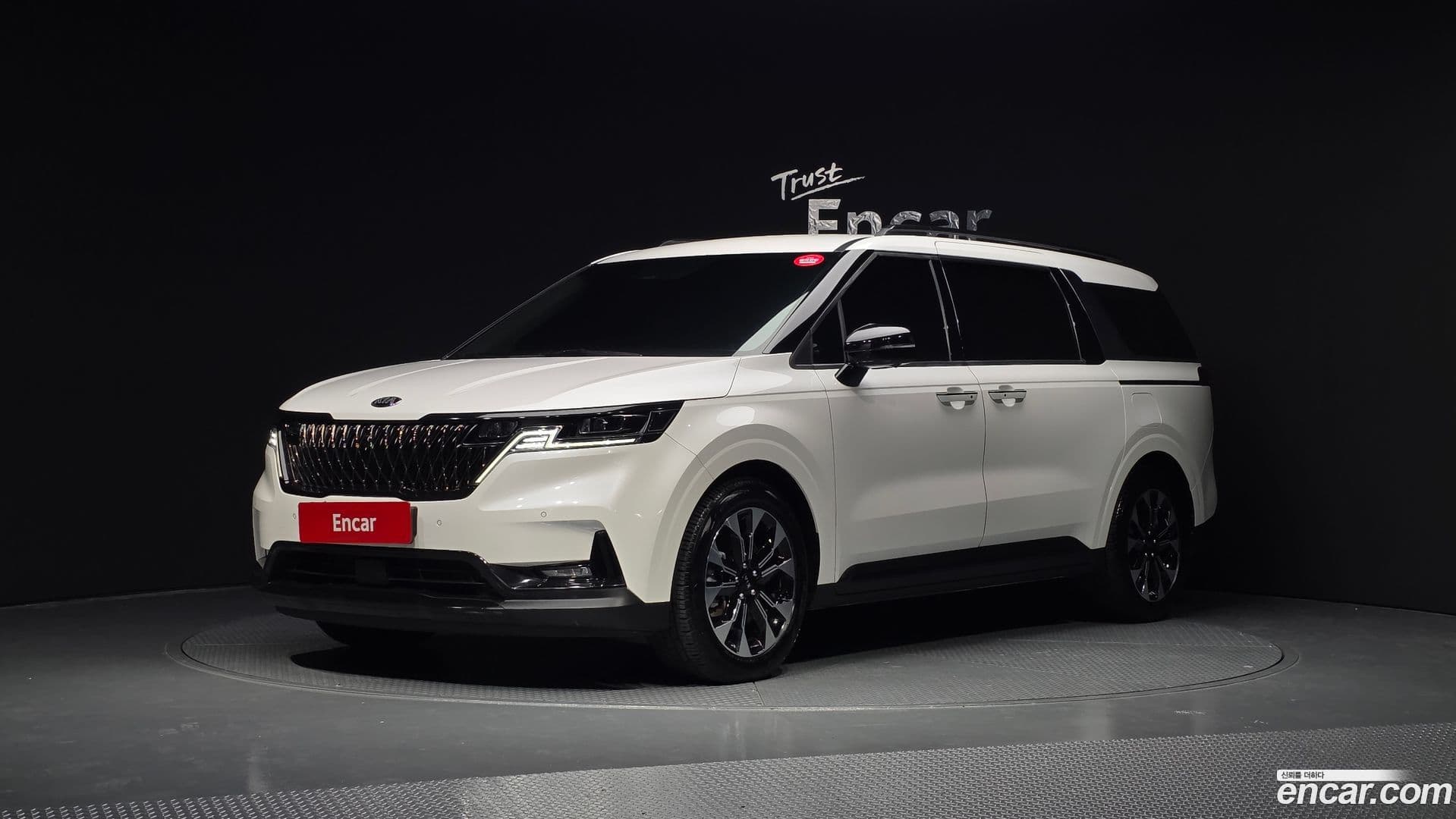 Main__Slider__Photo:Canival Kia 2021.0-0