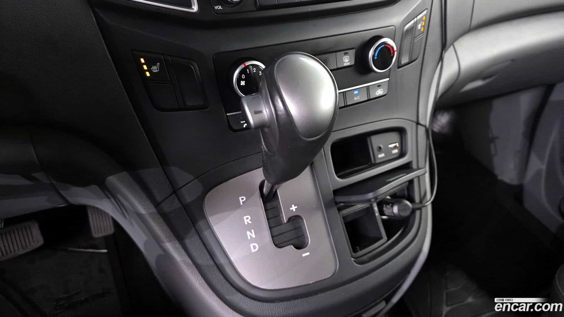 Starex Hyundai 2019.8-INNER-009