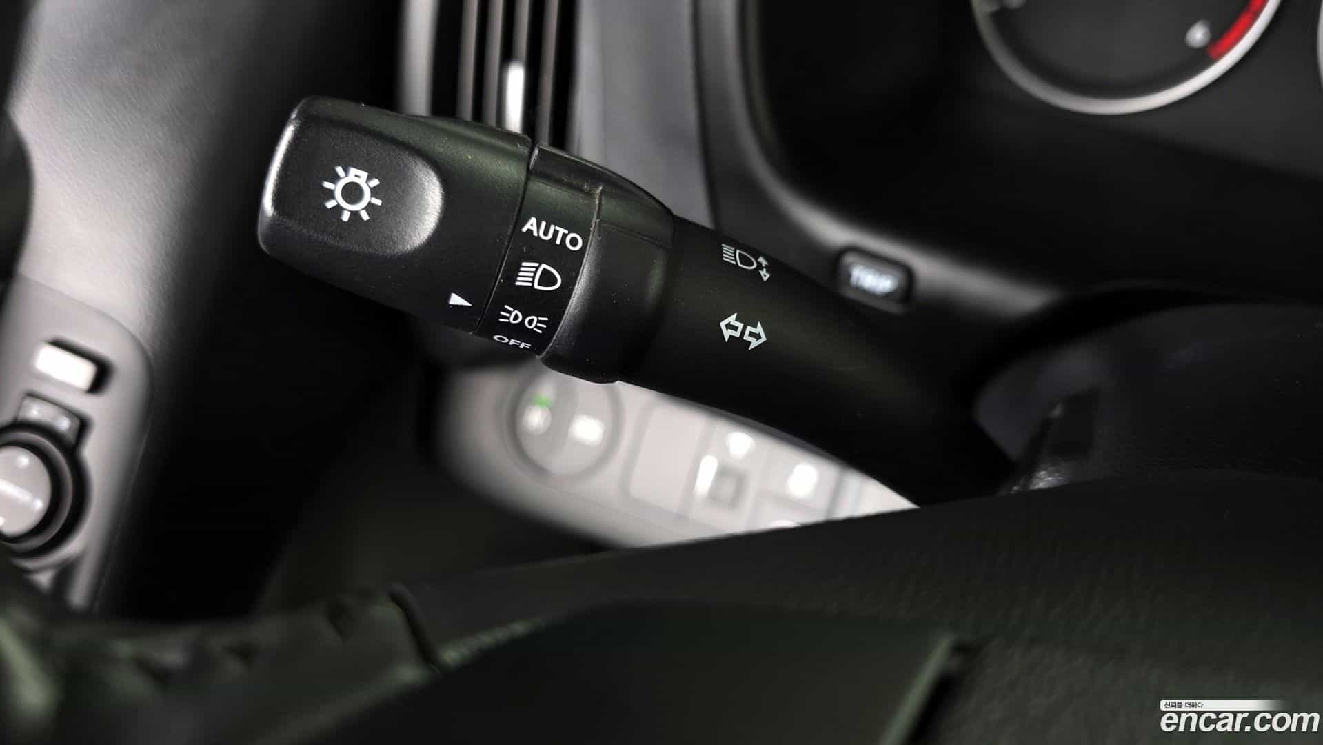Starex Hyundai 2019.8-OPTION-016