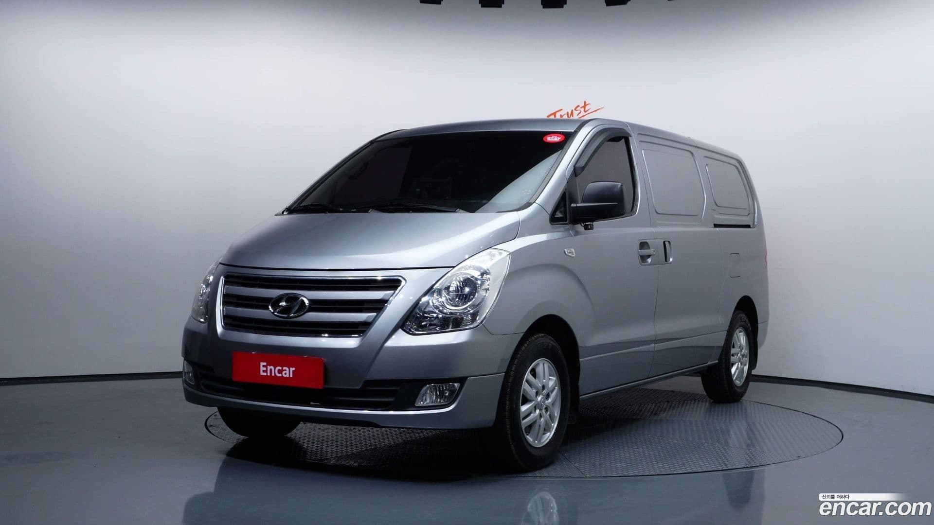 Main__Slider__Photo:Starex Hyundai 2016.10-0