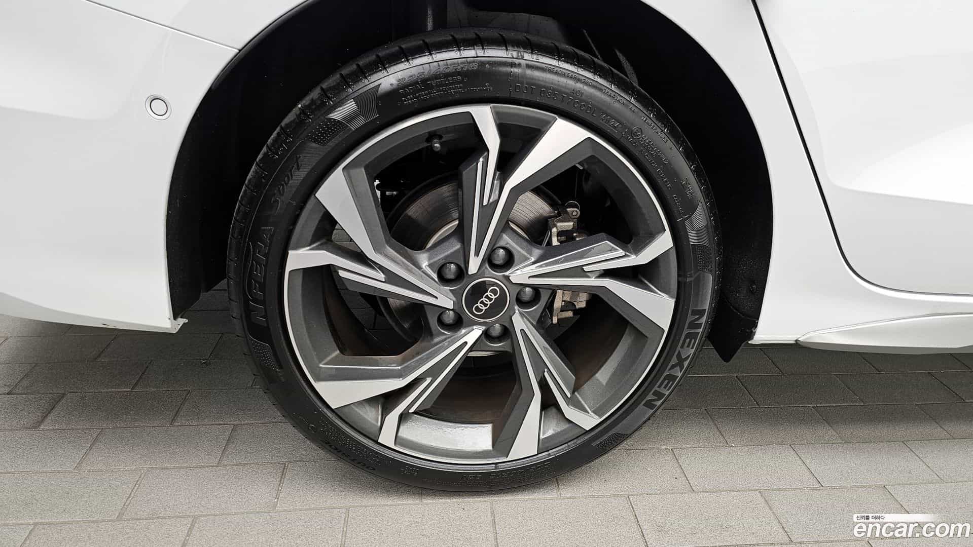 A3 Audi 2025.4-OUTER-005