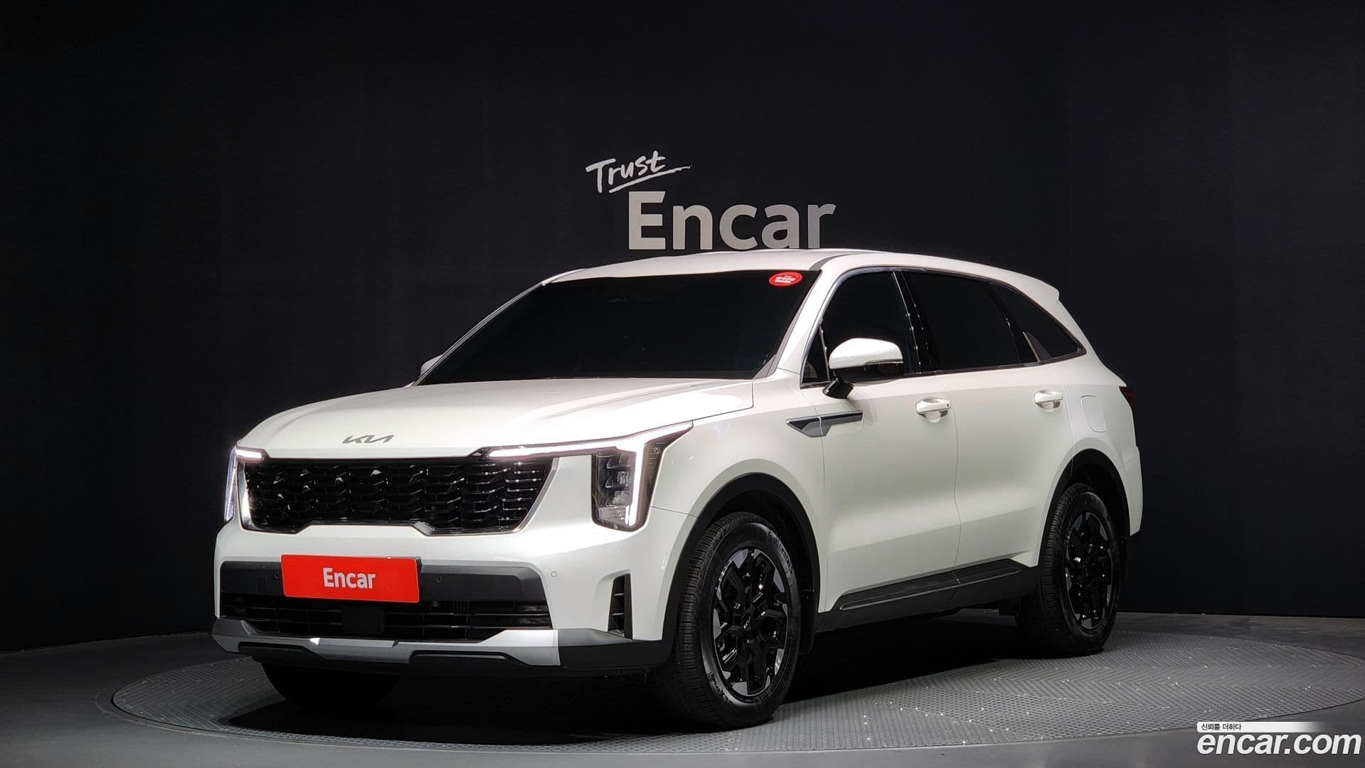 Main__Slider__Photo:Sorento Kia 2025.3-0
