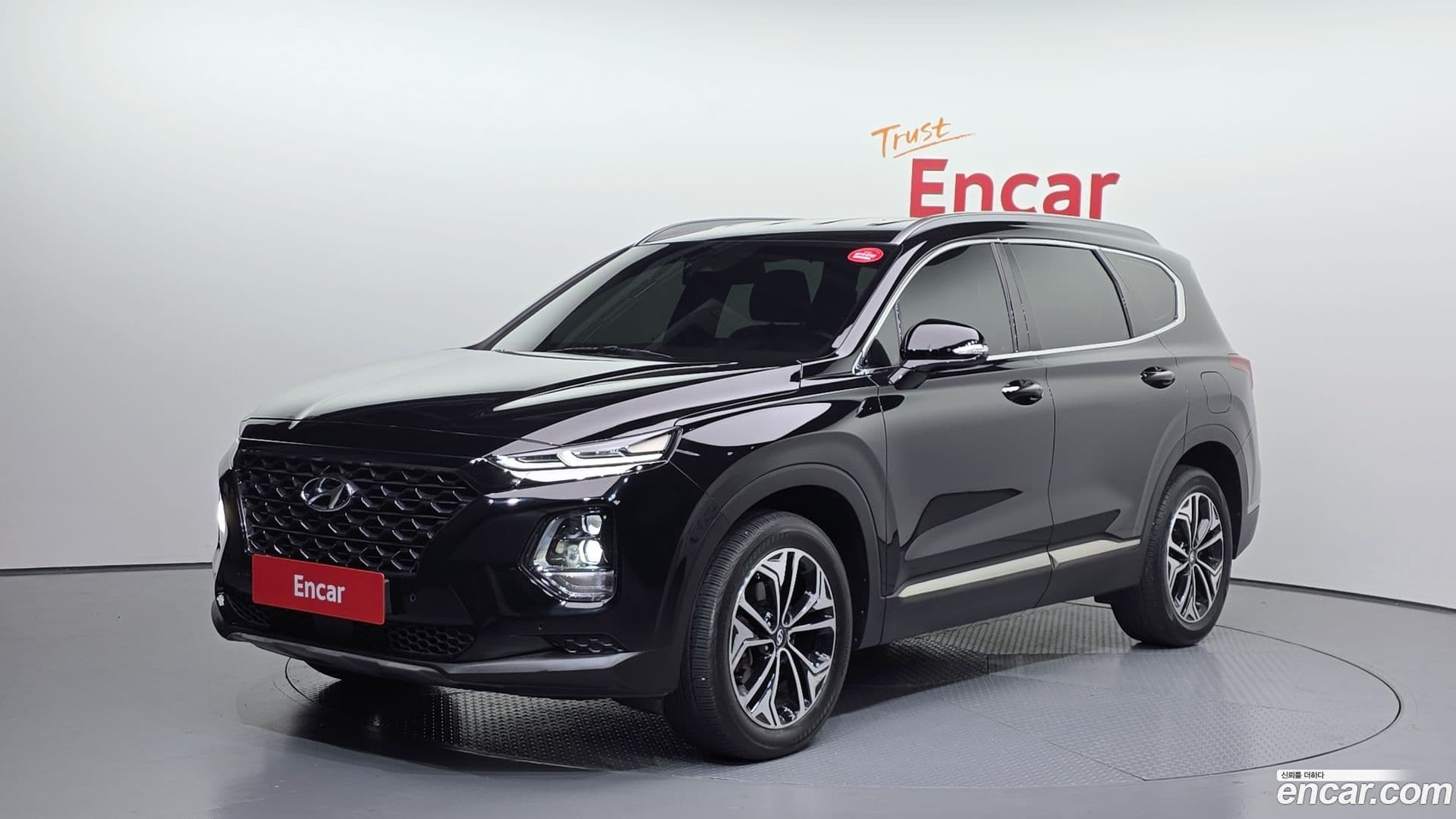 Main__Slider__Photo:Santafe Hyundai 2018.7-0