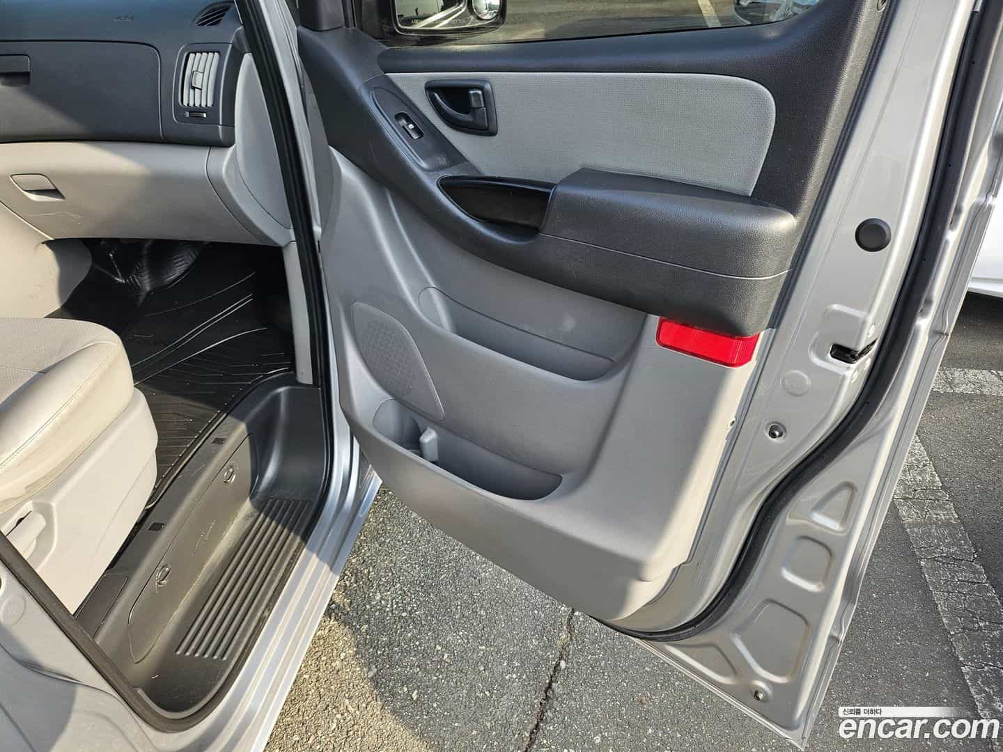 Starex Hyundai 2020.1-OPTION-024