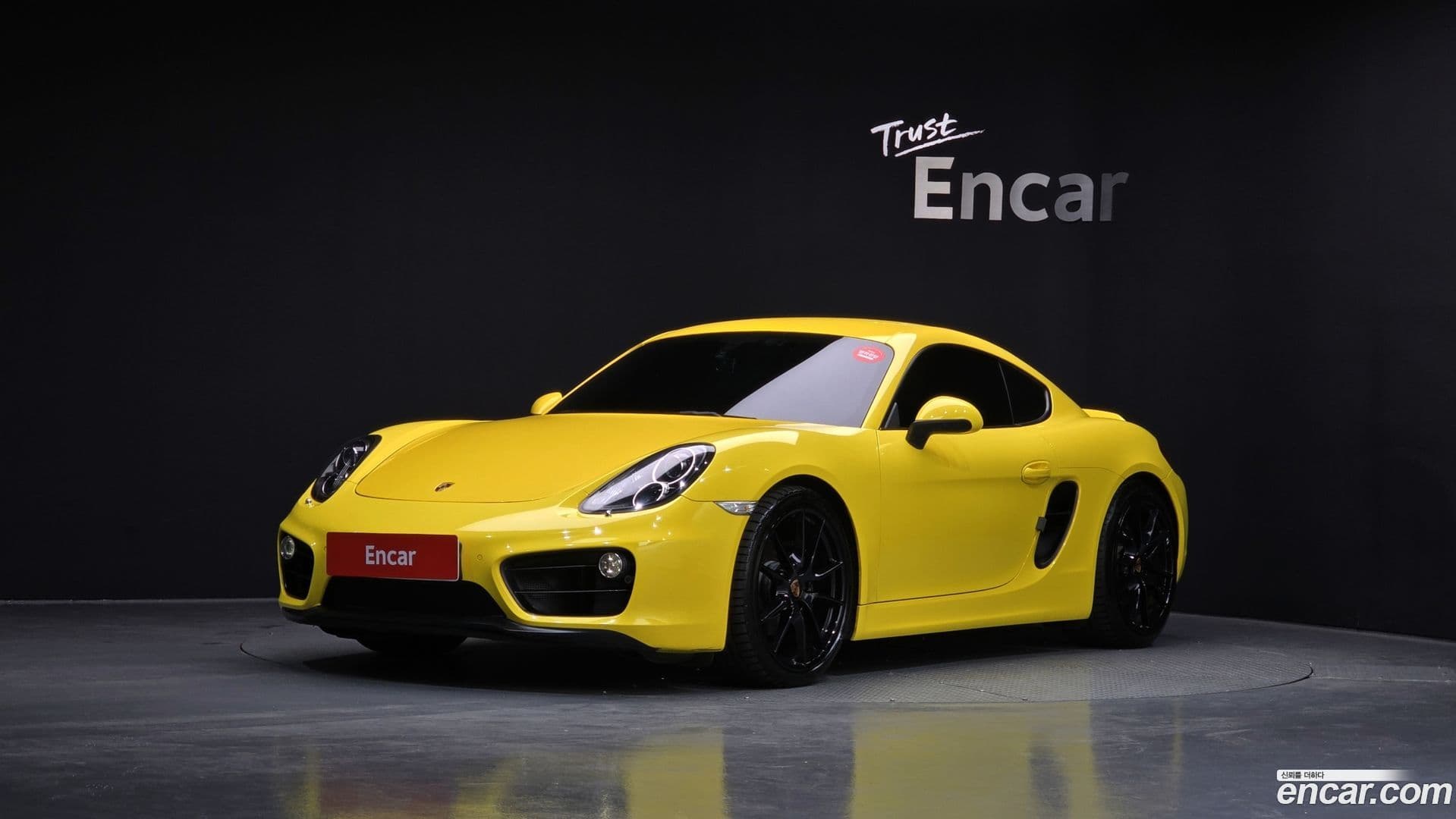 Main__Slider__Photo:Cayman Porsche 2015.8-0