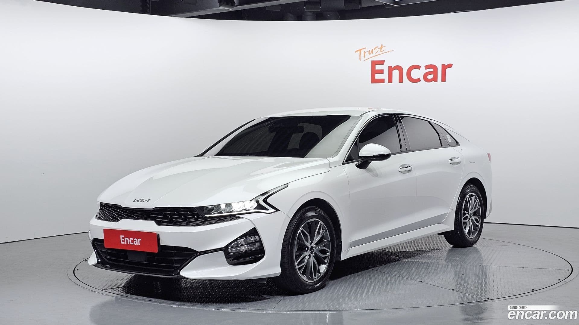 Main__Slider__Photo:K5 Kia 2023.7-0