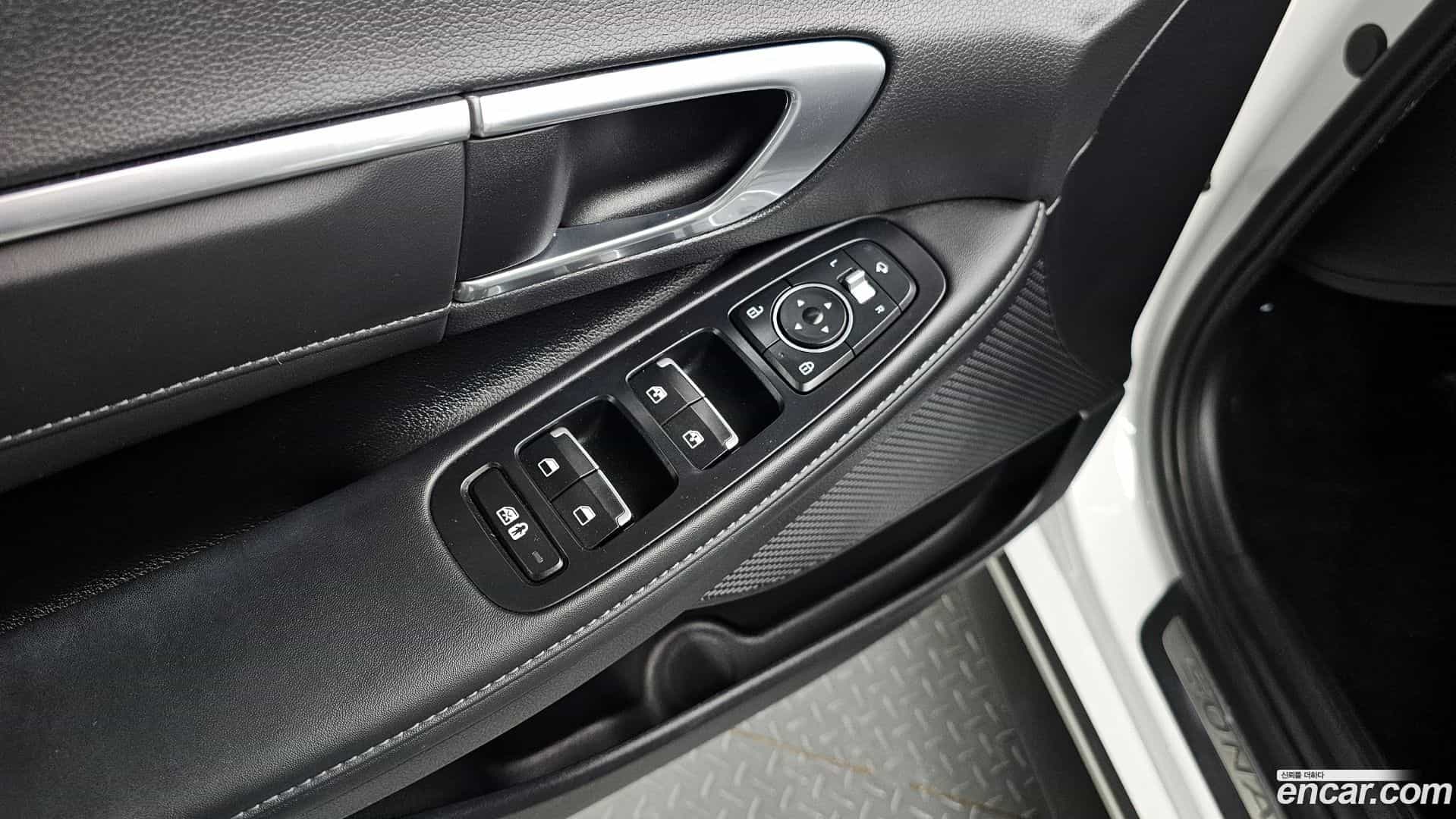 Sonata Hyundai 2021.8-OPTION-021