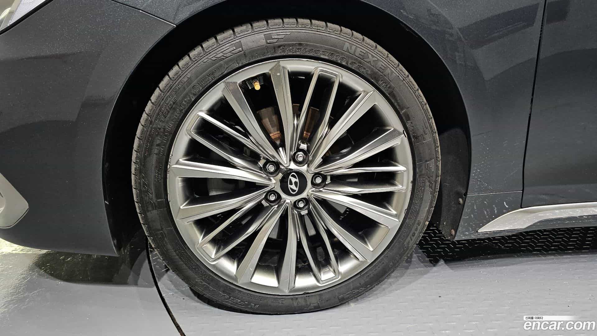 Grandeur Hyundai 2017.4-OUTER-005