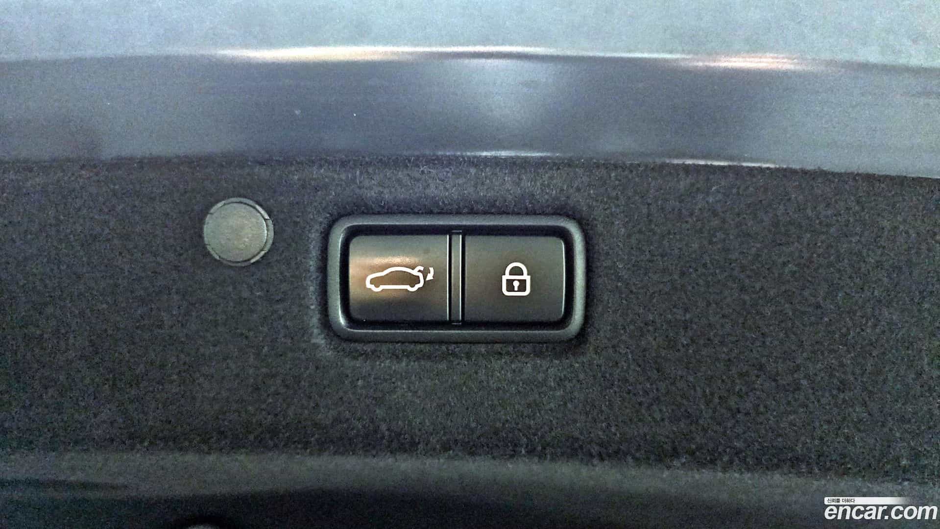 Grandeur Hyundai 2017.4-OPTION-024