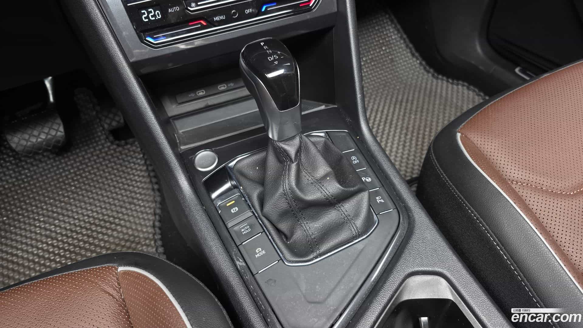 Tiguan Volkswagen 2023.11-INNER-009