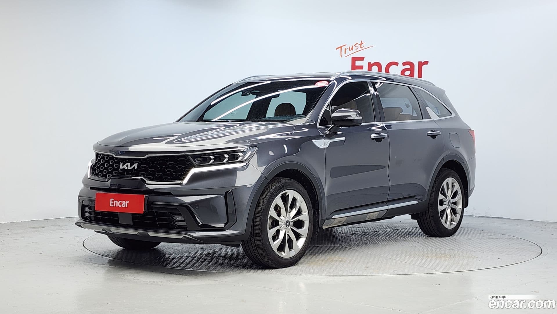 Main__Slider__Photo:Sorento Kia 2021.9-0