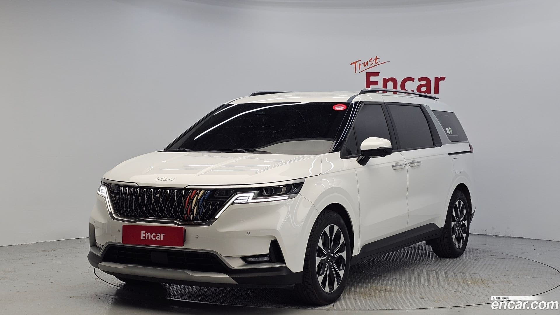 Main__Slider__Photo:Canival Kia 2022.7-0