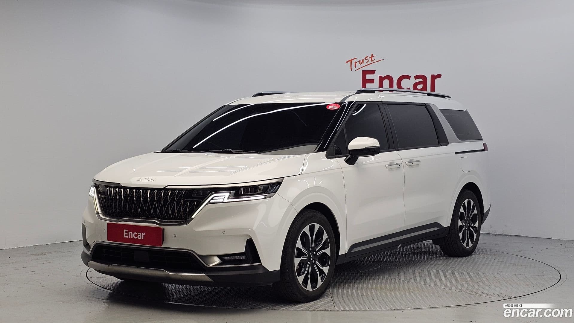 Main__Slider__Photo:Canival Kia 2022.0-0