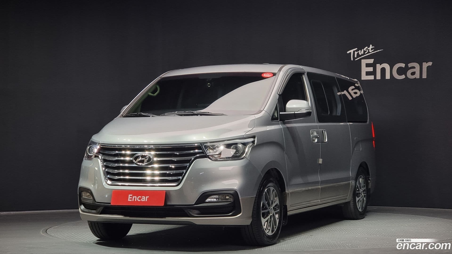 Main__Slider__Photo:Starex Hyundai 2018.7-0
