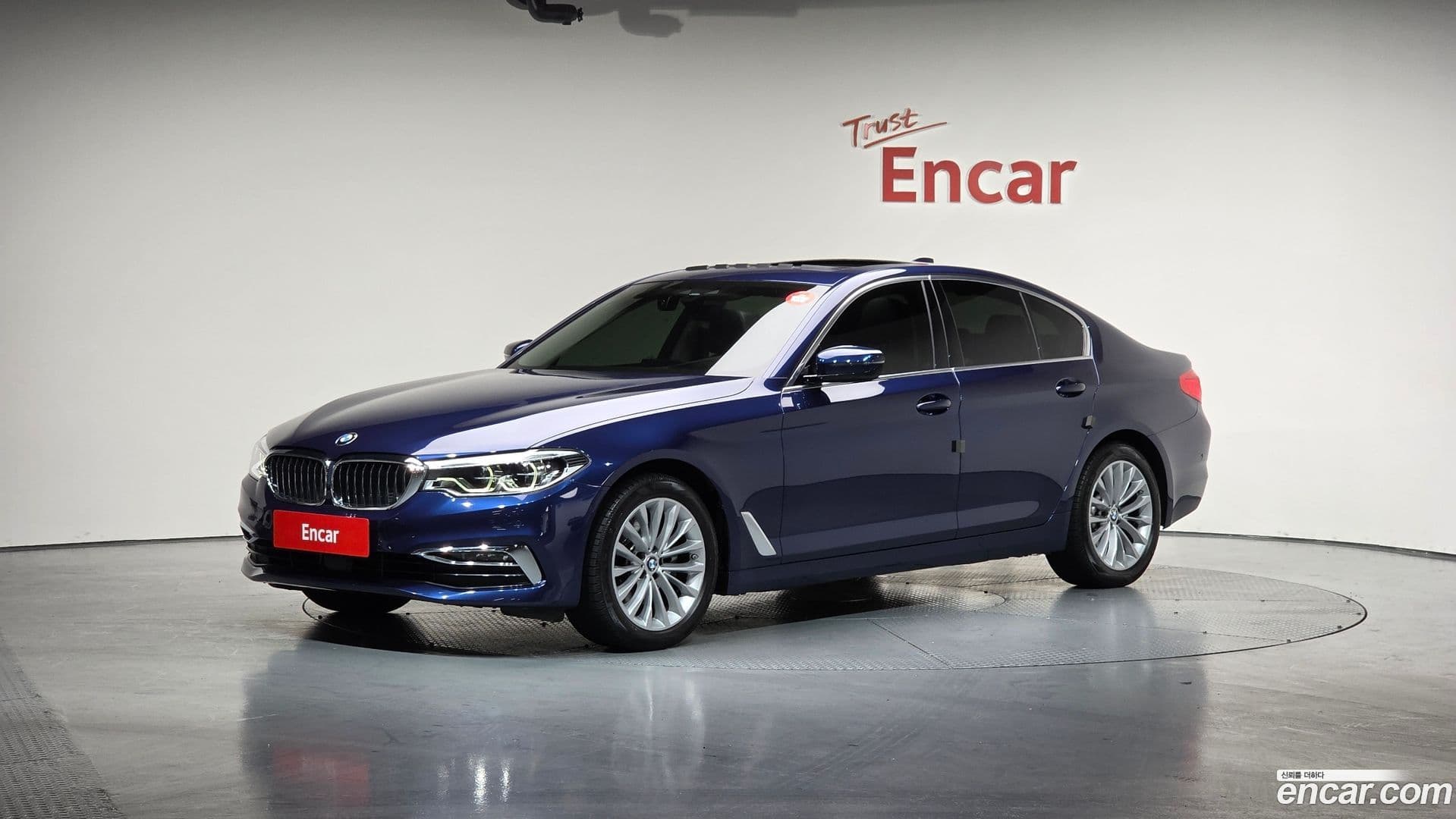 Main__Slider__Photo:5-Series BMW 2019.11-0