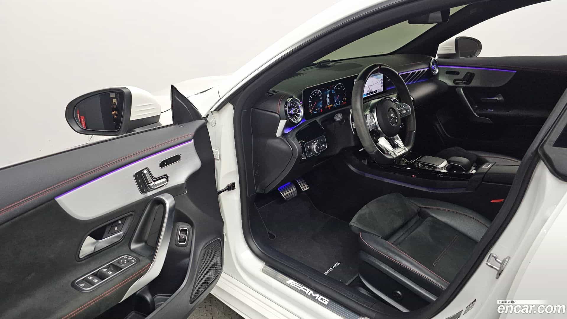 CLA-Class Mercedes-Benz 2020.9-INNER-010