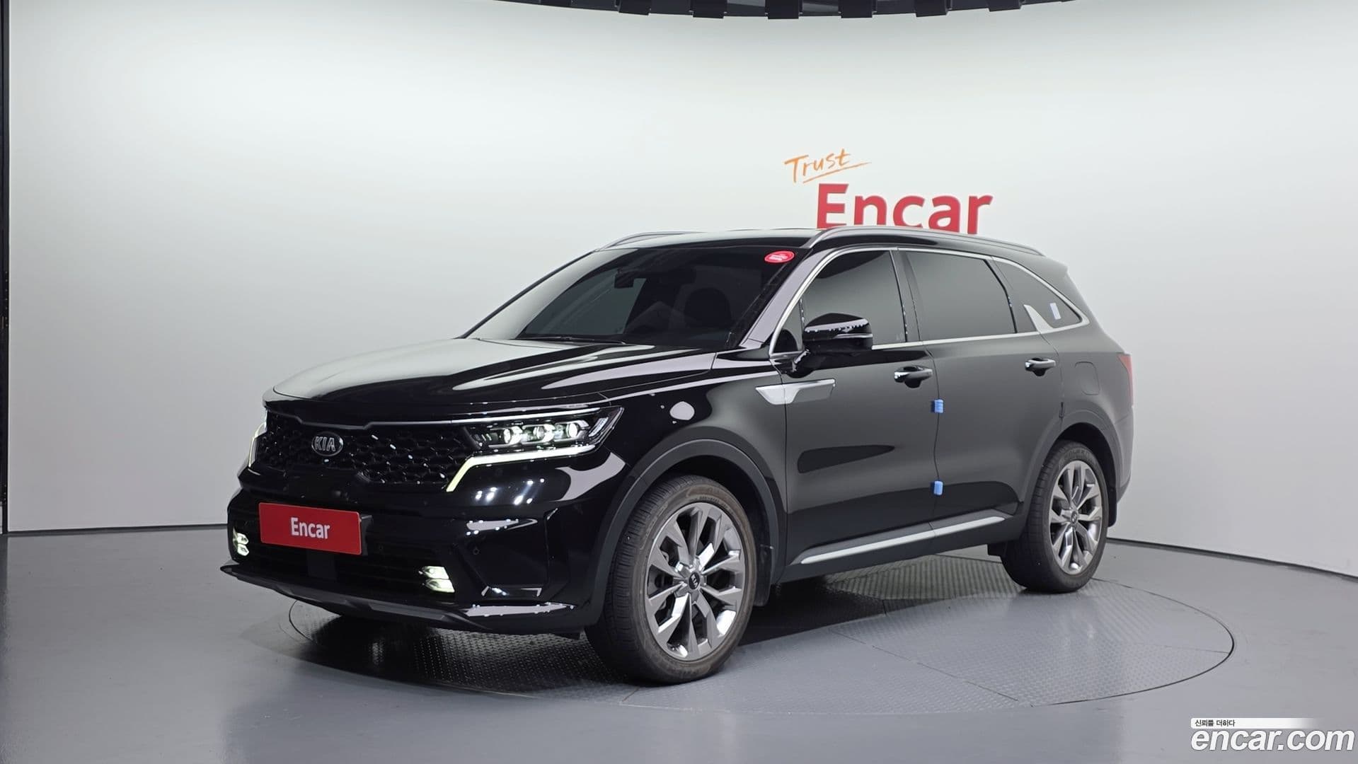 Main__Slider__Photo:Sorento Kia 2021.1-0