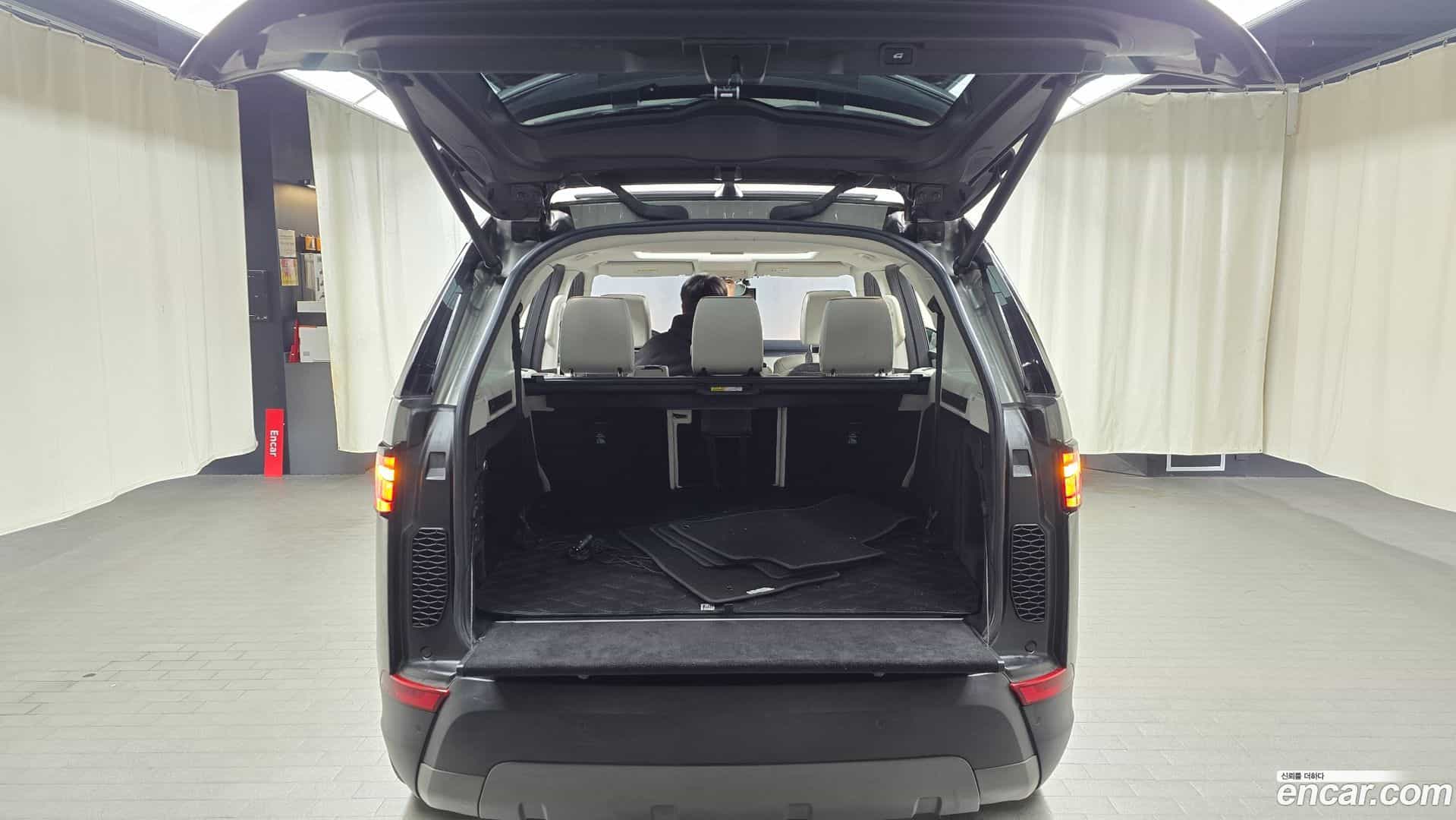 Discovery Land Rover 2017.6-OPTION-024
