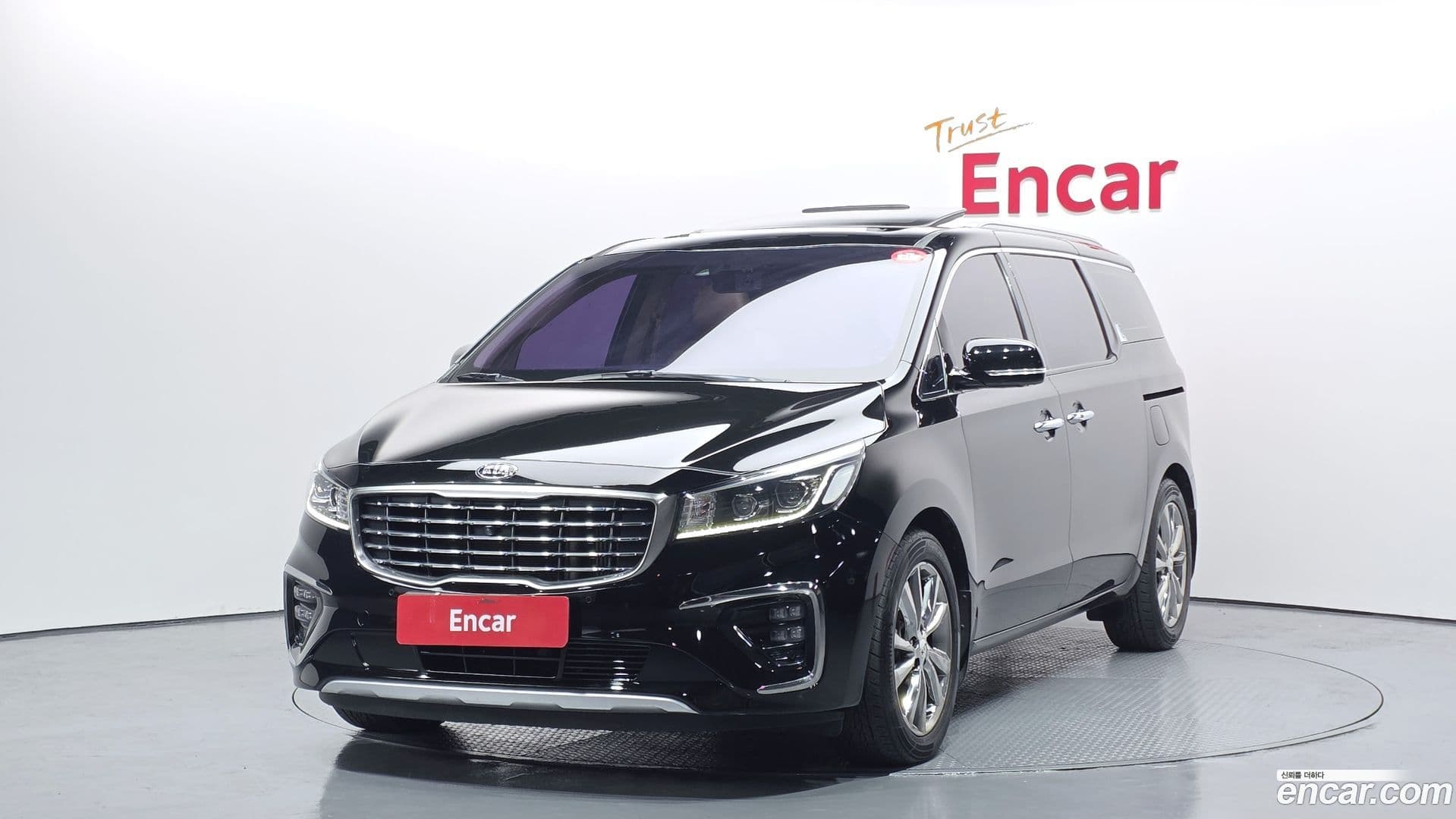 Main__Slider__Photo:Canival Kia 2018.7-0