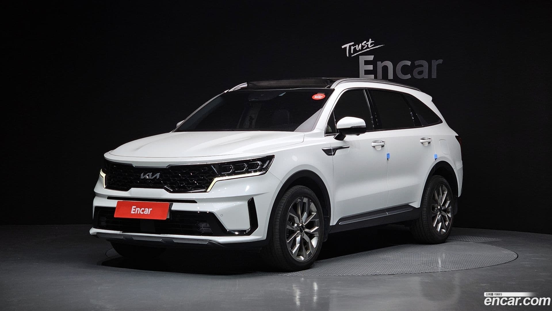 Main__Slider__Photo:Sorento Kia 2023.0-0