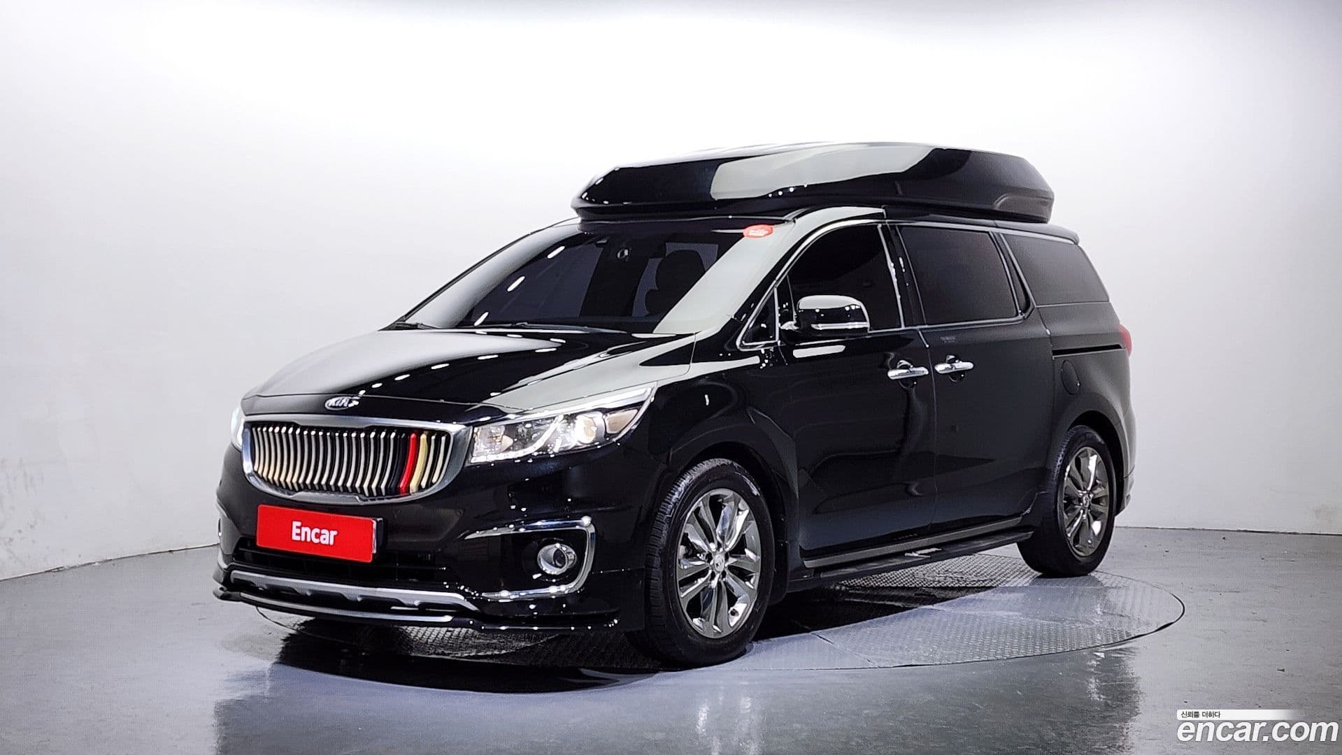 Main__Slider__Photo:Canival Kia 2016.1-0