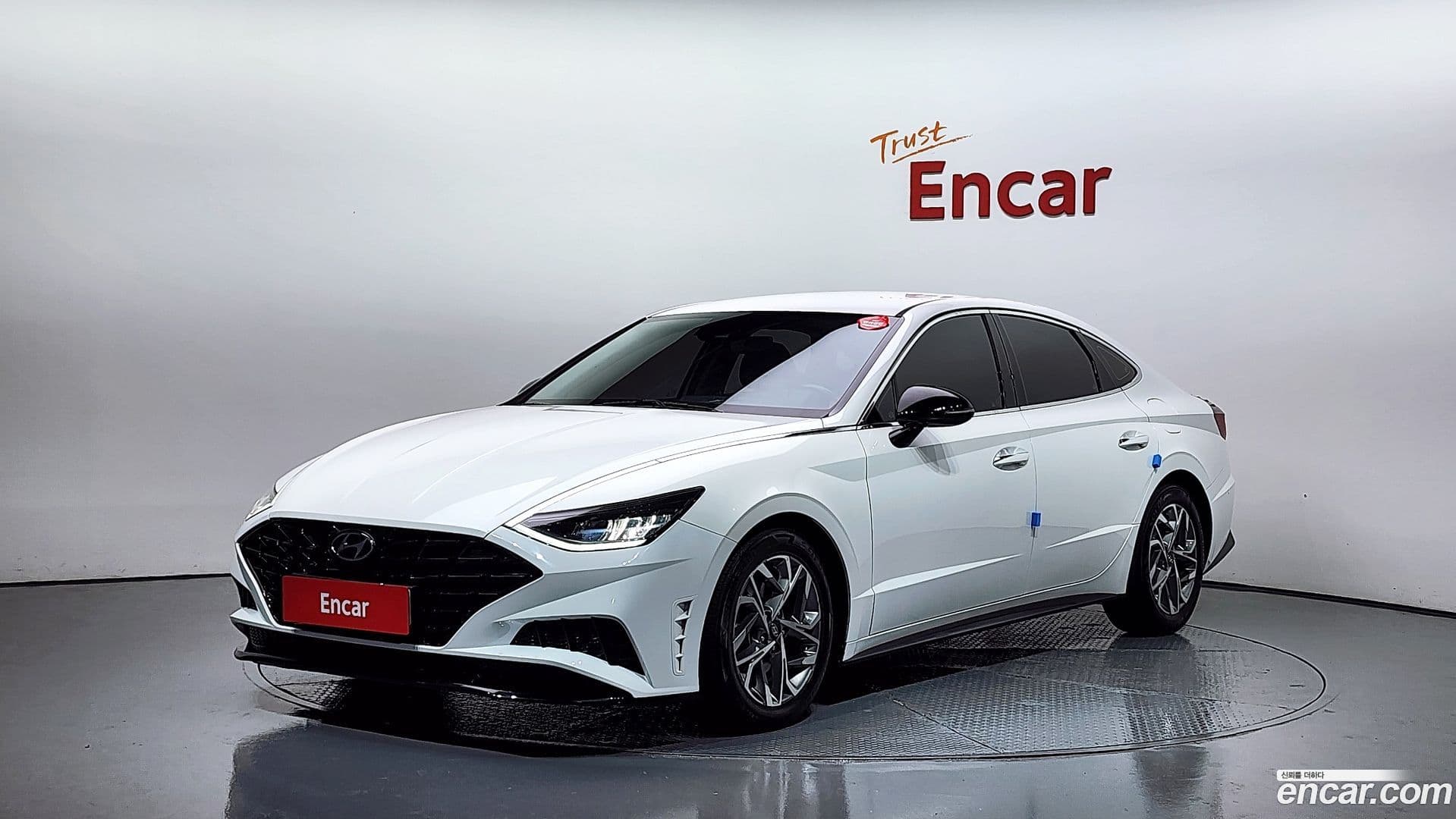 Main__Slider__Photo:Sonata Hyundai 2022.4-0