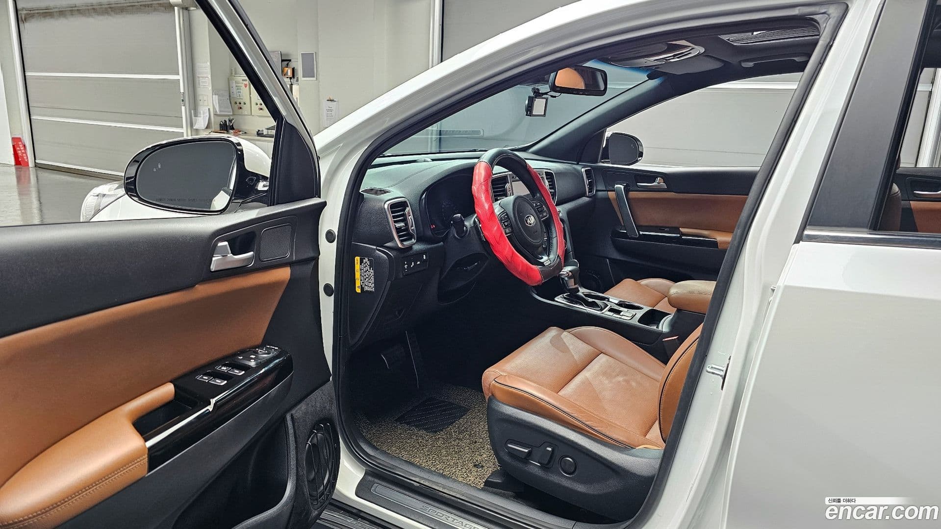 Main__Slider__Photo:Sportage Kia 2017.5-7
