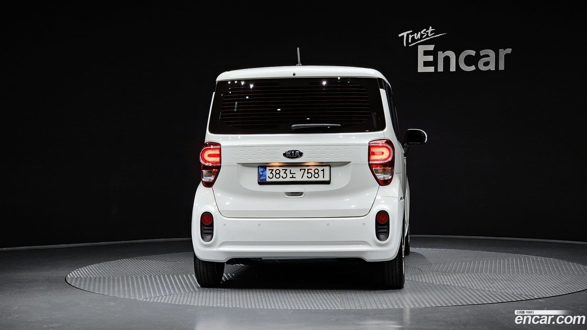 Main__Slider__Photo:RAY Kia 2021.3-3