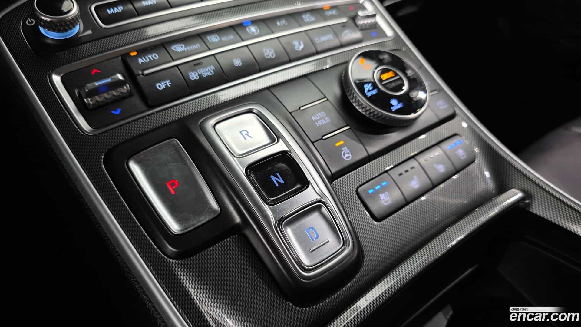 Santafe Hyundai 2022.10-INNER-9